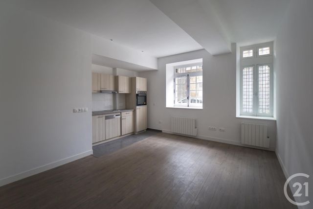 Appartement F2 à louer - 2 pièces - 49.15 m2 - MORET SUR LOING - 77 - ILE-DE-FRANCE - Century 21 Agence Notre-Dame